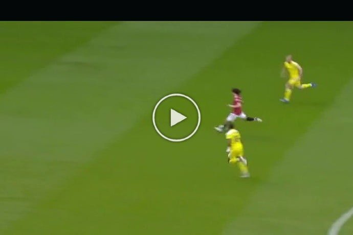 Video: Edinson Cavani Amazing Goal from 40 Yards against Fulham
