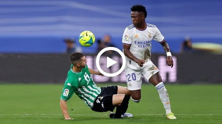 Video: Vinicius Jr DOMINATING Everyone 2022! Dribbling Skills & Goals